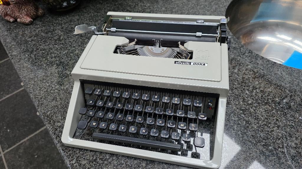 Olivetti DORA Typemachine, Diversen, Ophalen of Verzenden, Gebruikt
