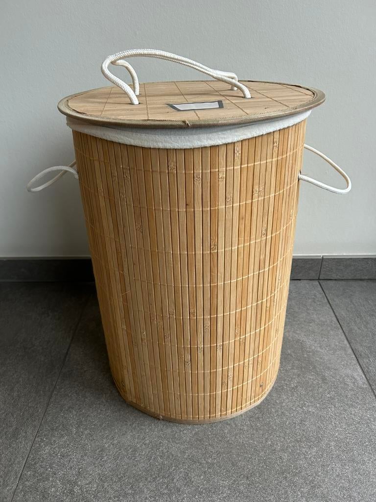Panier à linge en bambou, Enlèvement, Utilisé