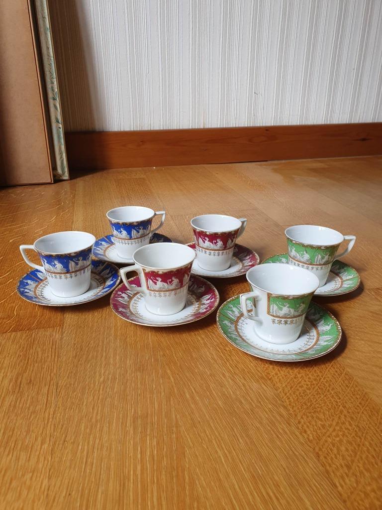 Gekleurd koffieservies, Ophalen, Gebruikt, Overige stijlen, Kop(pen) en/of Schotel(s)