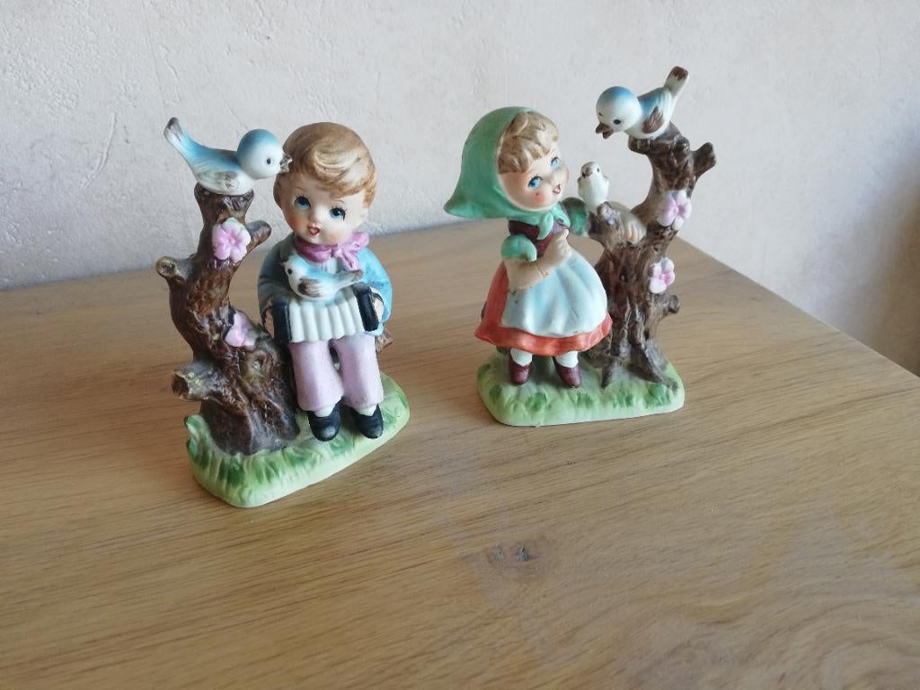 beeldjes meisje & jongen met vogeltjes, Verzamelen, Ophalen of Verzenden, Zo goed als nieuw, Mens