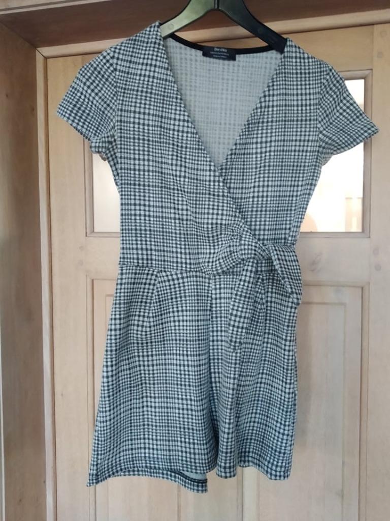 Leuke geruite korte jumpsuit Bershka XS, Overige kleuren, Zo goed als nieuw, Maat 34 (XS) of kleiner, Bershka