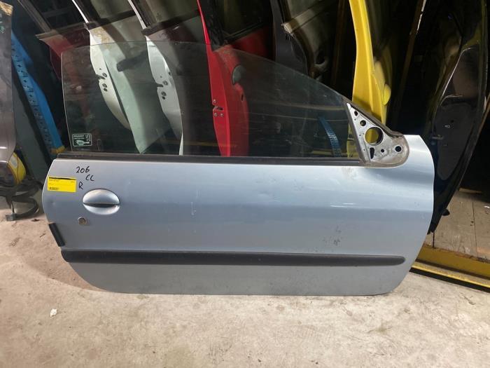 Portière 2portes droite d'un Peugeot 206 (EYL), Enlèvement ou Envoi, 3 mois de garantie, Utilisé, Porte