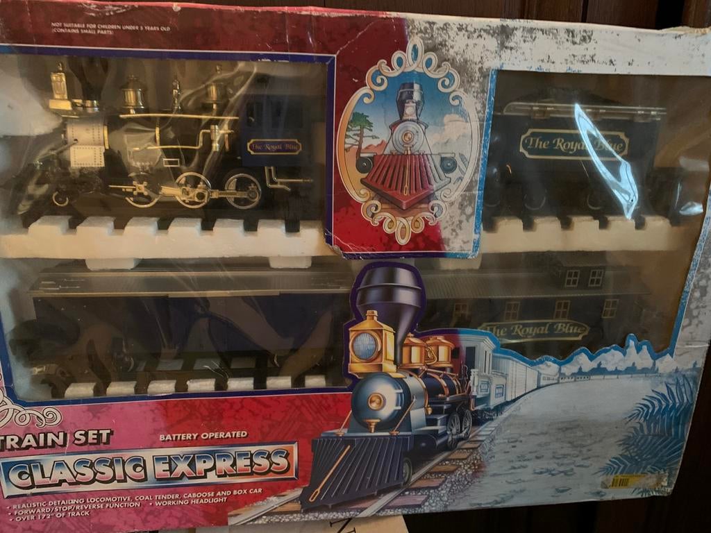 Nouveau train livré dans sa boîte, Enlèvement, Comme neuf