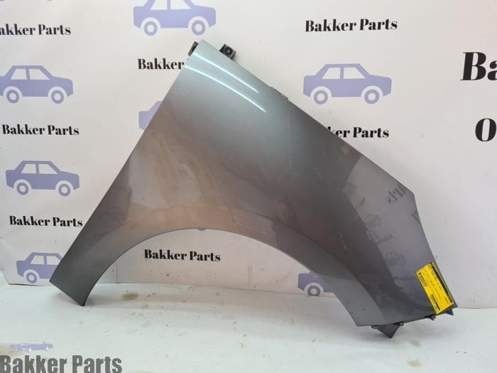 Aile avant droite d'un Renault Grand Scenic (TEKNG), -, Renault, -, 3 mois de garantie