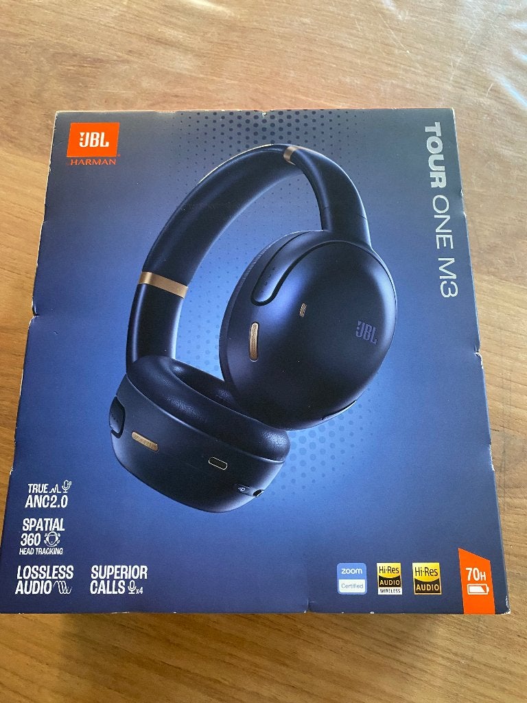 Koptelefoon Jbl tour one m3, Musique & Instruments, Musiques & Instruments Autre, Enlèvement ou Envoi, Neuf
