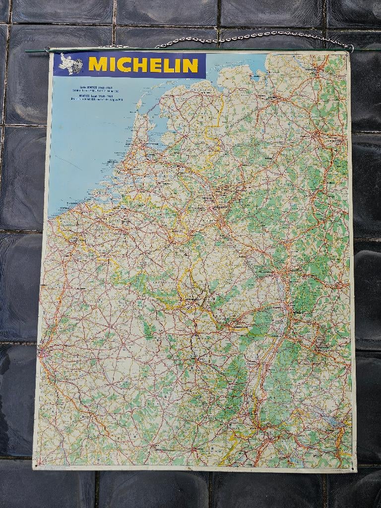 Michelin Beneluxkaart metaal 1960's, Verzamelen, Ophalen of Verzenden, Zo goed als nieuw, Reclamebord