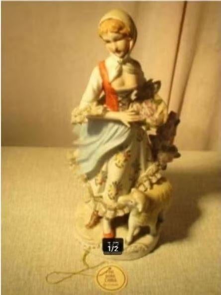 Belle statue vintage « Fille avec moutons », par Leonardo, Enlèvement ou Envoi, Comme neuf, Humain