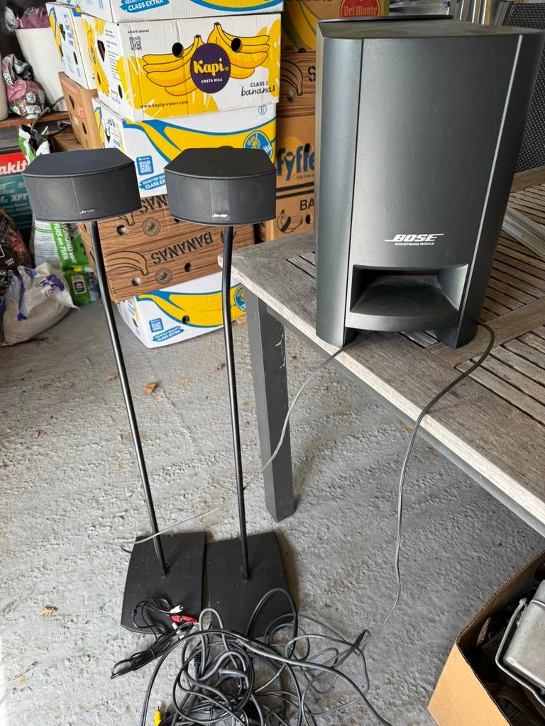 Bose set (alleen luidsprekers en kabels), Enlèvement, Comme neuf