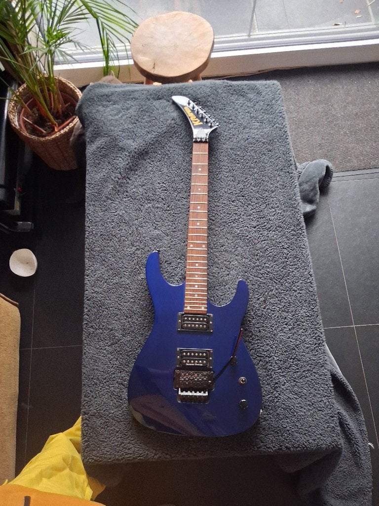 Kramer Baretta FR404SD, Ophalen, Zo goed als nieuw, Solid body, Overige merken