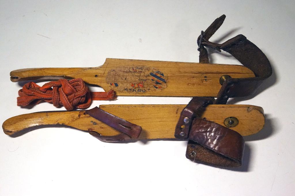 Antieke Friese houten aanbindschaatsen, Ophalen of Verzenden, Gebruikt, Friese doorlopers, Overige merken