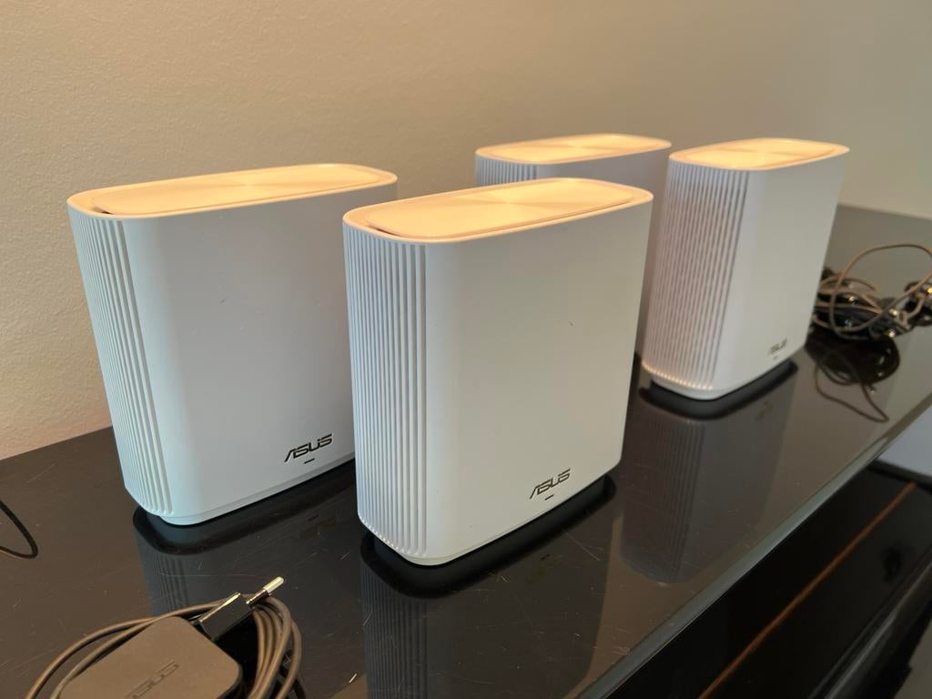 Asus ZenWiFi AX XT8 - Mesh WLAN - 4-pack - wit, Enlèvement, Utilisé