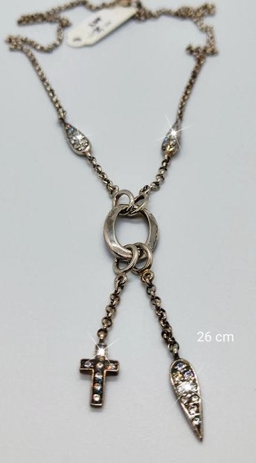 Halsketting met strass, kruis en bedeltjes, Met strass, Nieuw, Ophalen of Verzenden, Zilver