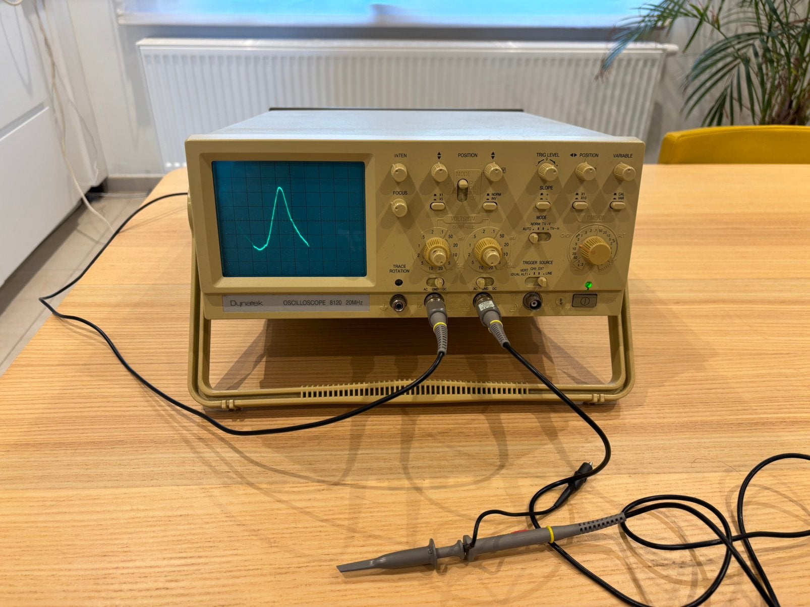 Oscilloscope Dynatek 8120 - 20 MHz, Bricolage & Construction, Enlèvement, Utilisé, Électricité
