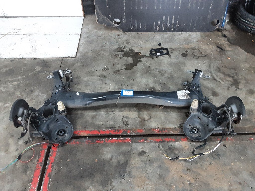 TRAIN ARRIERE Peugeot 308 SW (L4 / L9 / LC / LJ / LR), Mevr. I. Hauben, Utilisé, Rue de l'Espoir 34 34
4030  GRIVEGNÉE, BE, Info@Collignon.be