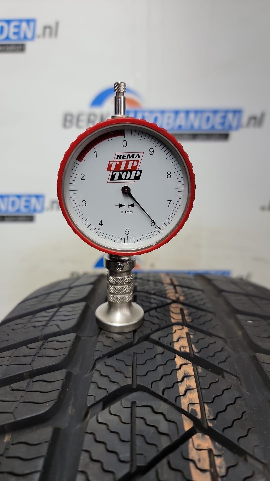 4x Pirelli Sottozero 3 (RFT) 225/45 R19 96V 225/45/19 225451, Auto-onderdelen, Banden en Velgen, 19 inch, Gebruikt, -, -