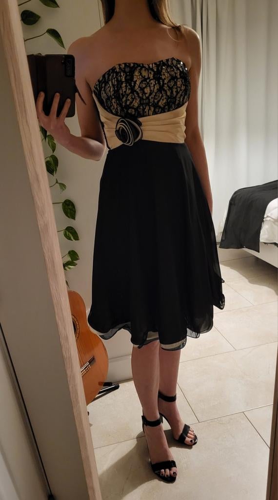 Jurk zwart met goud bruidsmeisje maat 36, Kleding | Dames, Jurken, Maat 36 (S), Zwart, Ophalen