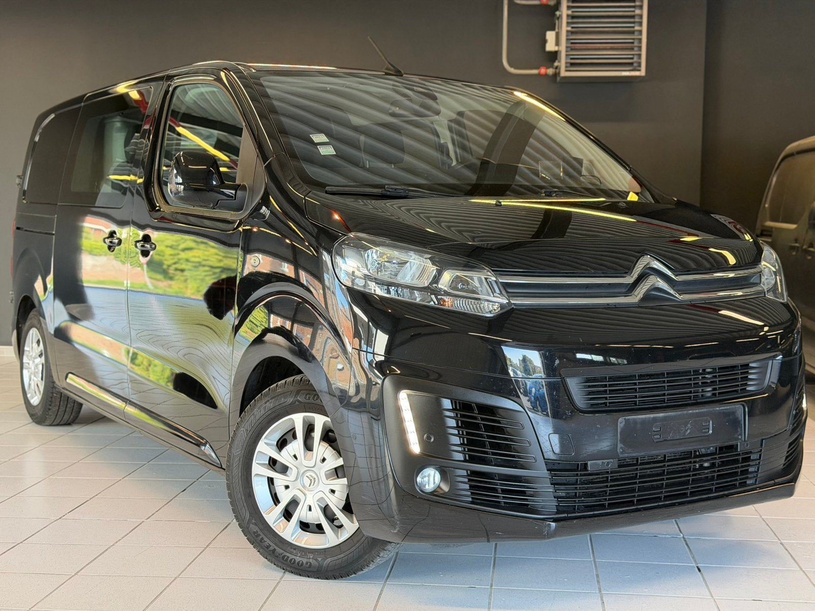 Citroën Jumpy | 5Places | 1er Propriétaire | GPS | Cam de re, Autos, Achat, Euro 6, Entreprise, https://public.car-pass.be/vhr/xxxxxxxx-xxxx-xxxx-xxxx-xxxxxxxxxxxx
