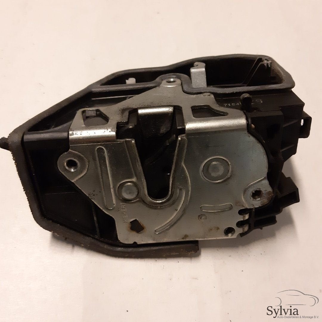 Deurslot links achter binnenzijde deur BMW 1 serie E87 X3 E8, Gebruikt, -, -, Ophalen of Verzenden