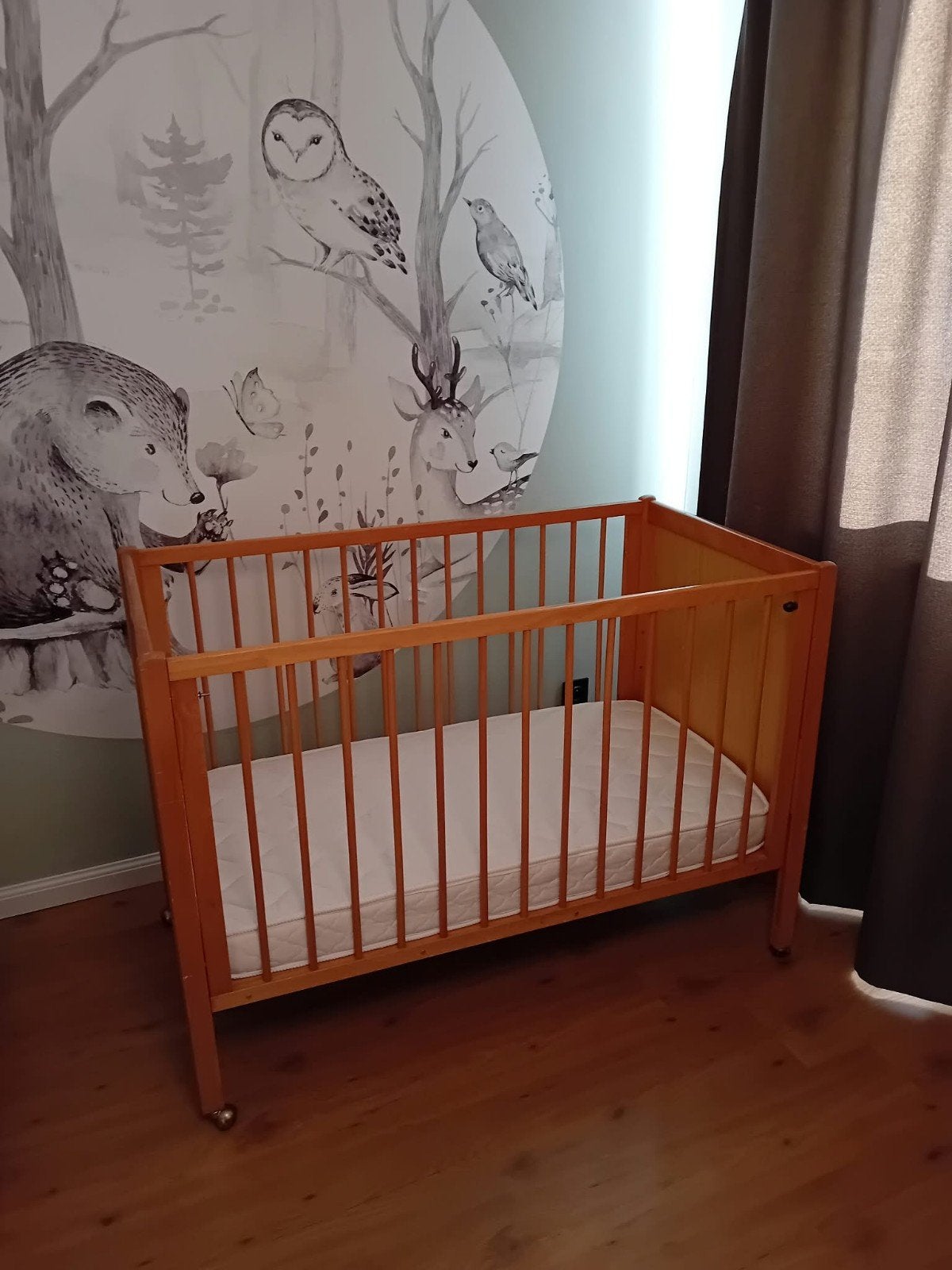 babybedje en matrasje in nieuwstaat, Ophalen