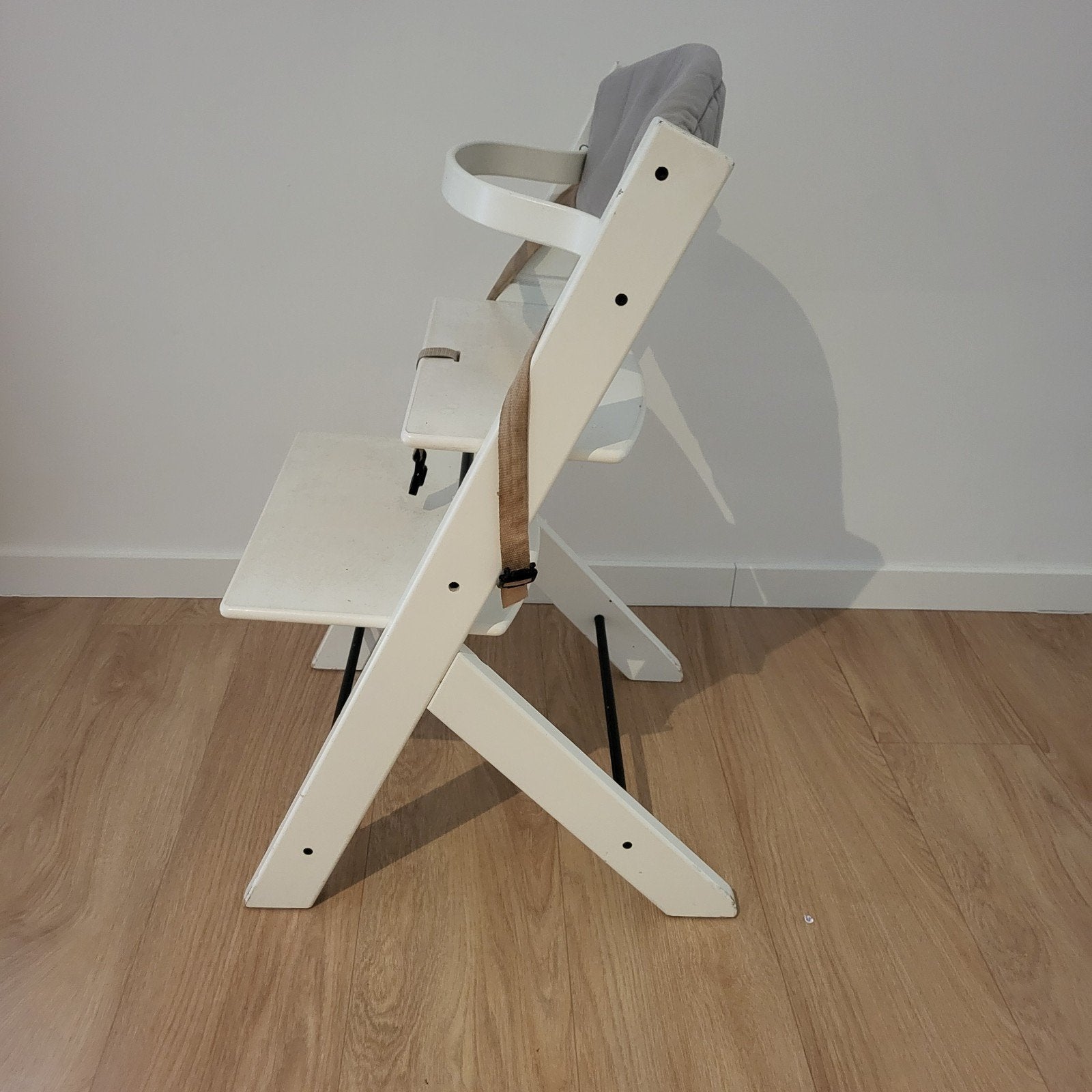 Stokke tripp trapp meegroeistoel + originele eetblad, Kinderen en Baby's, Kinderstoelen, Ophalen, Gebruikt, Meegroeistoel, Gordel(s)