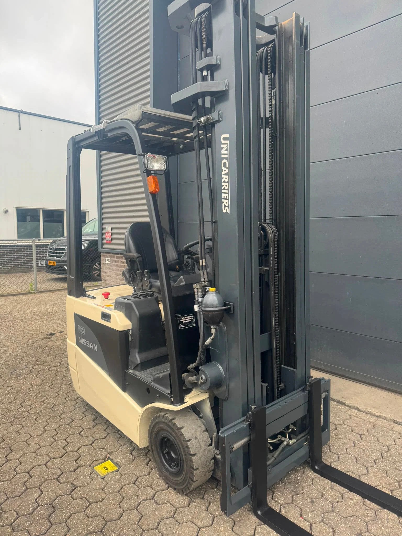 UniCarriers A1N1L18Q 1,8 ton elektrische heftruck (bj 2012), Zakelijke goederen, Machines en Bouw | Heftrucks en Intern transport