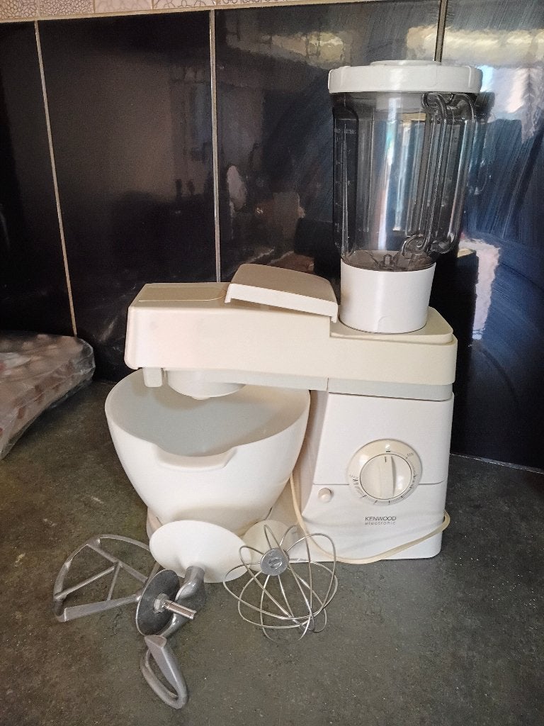 Knewood machine, Maison & Meubles, Cuisine | Ustensiles de cuisine, Autres types, Enlèvement ou Envoi, Comme neuf