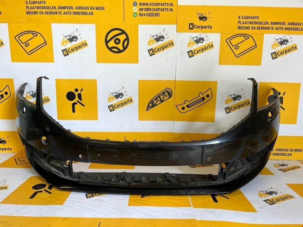 Voorbumper Skoda Octavia III 5E0 2014-2016 bumper 5E0807221N, Auto-onderdelen, Voor, Tr. Vaclava Klementa 869
293 01  Mlada Boleslav, CZ