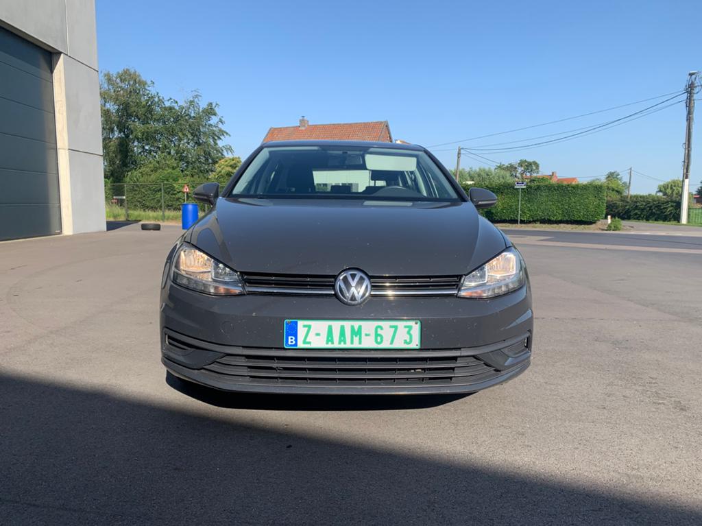 Vw Golf 7 1.0 Tsi  bj 2018  123000 km, Voorwielaandrijving, Euro 5, Stof, Zwart