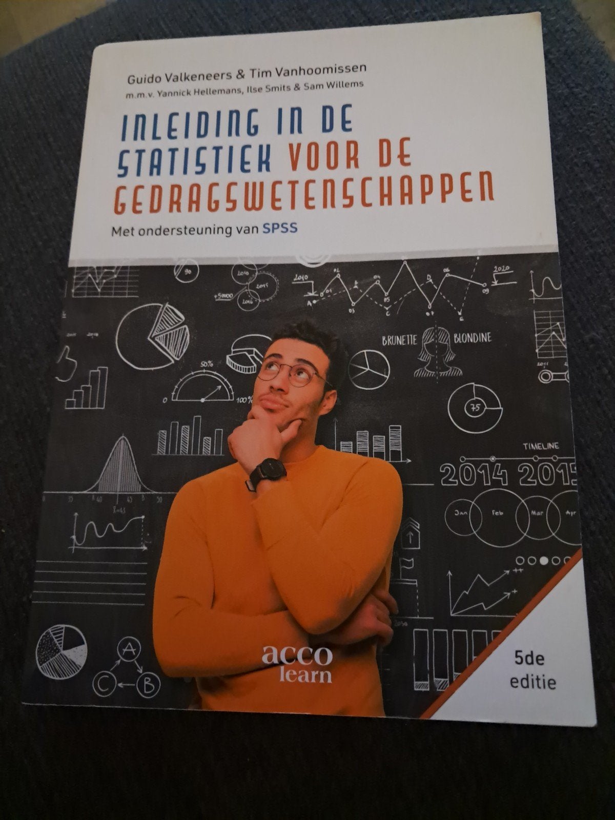 Inleiding in de statistiek voor gedragswetenschappen, Enlèvement ou Envoi, Guido Valkeneers; Tim Vanhoomissen