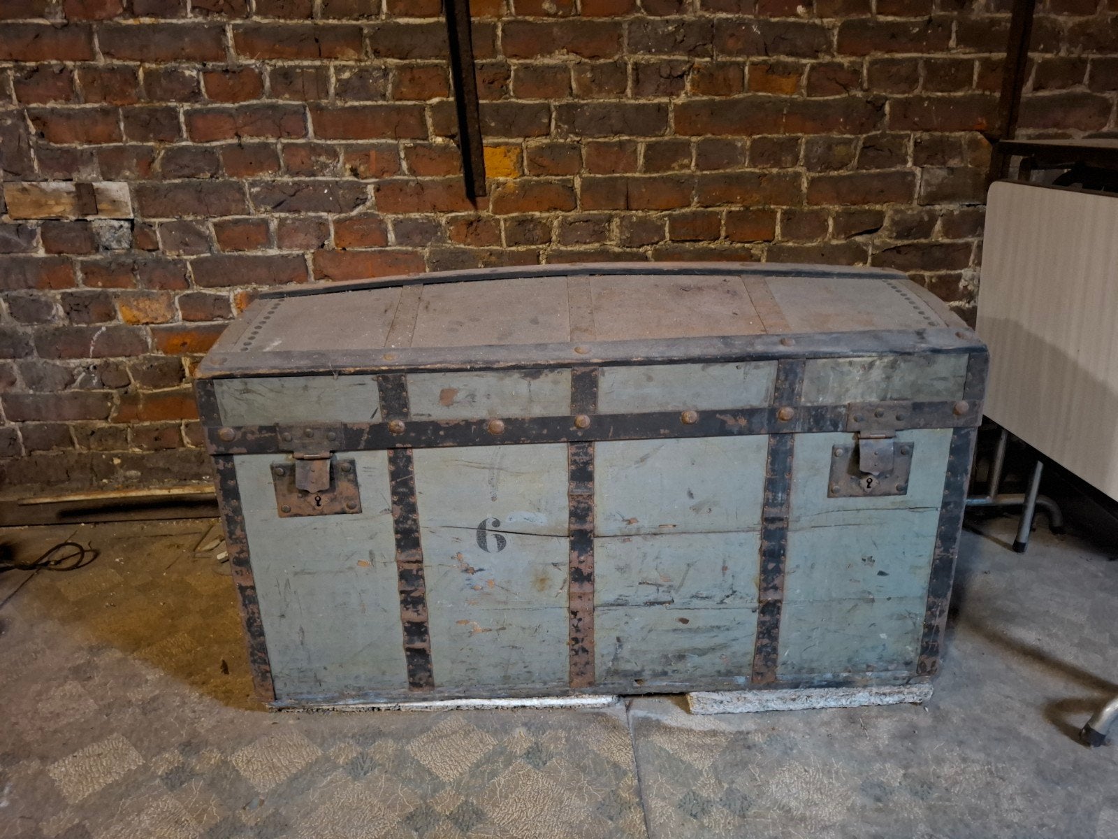 coffre ancien en bois, Maison & Meubles, Enlèvement