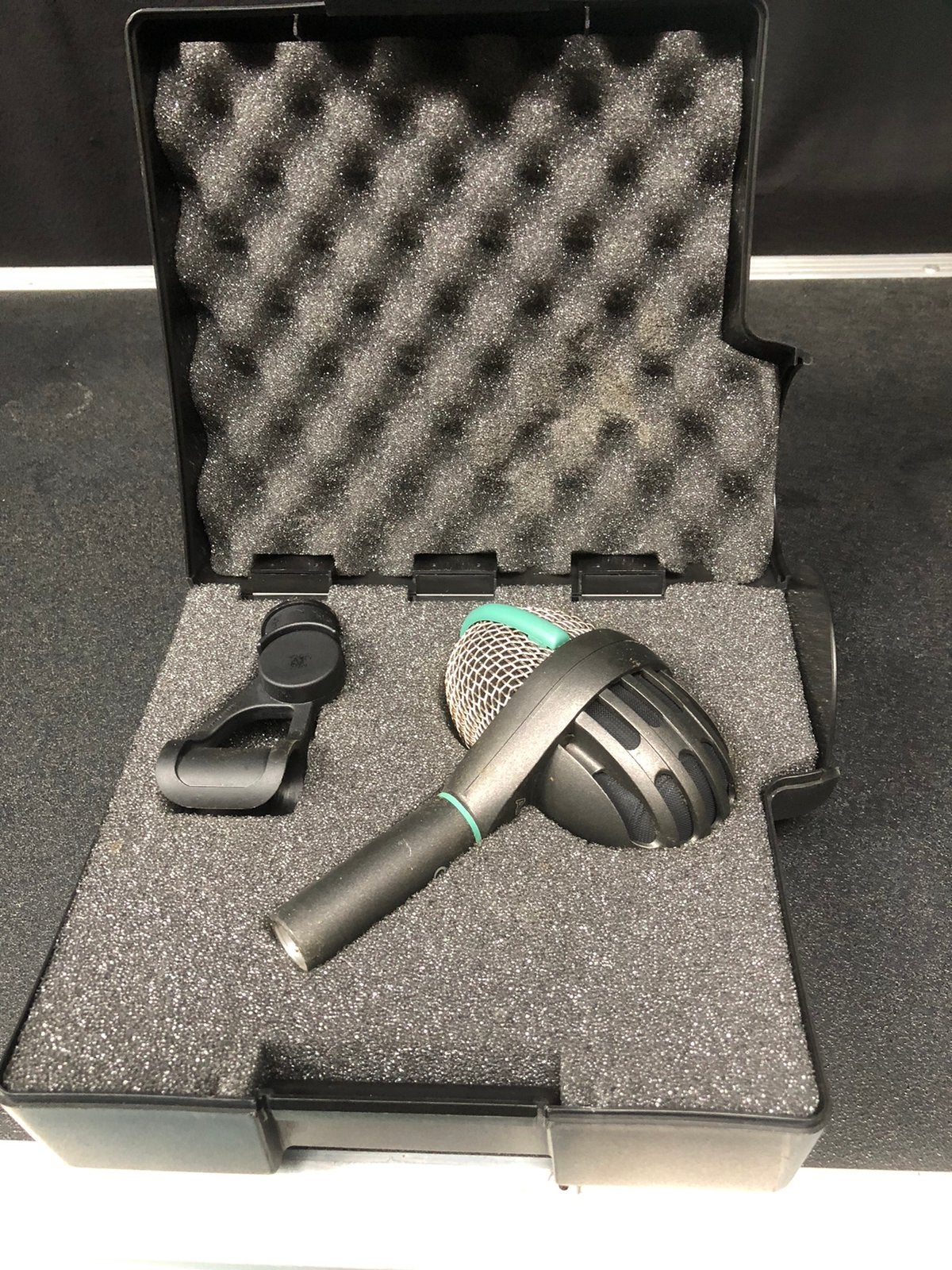 Bassdrum microfoon AKG D 112, Ophalen, Zo goed als nieuw