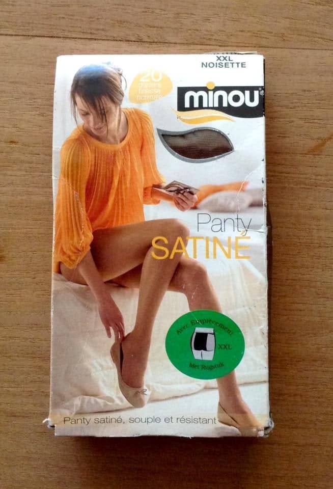 Collants vintage satinés Minou 20 den t.XXL, Neuf, Taille 48/52 (XL), Enlèvement ou Envoi, Beige