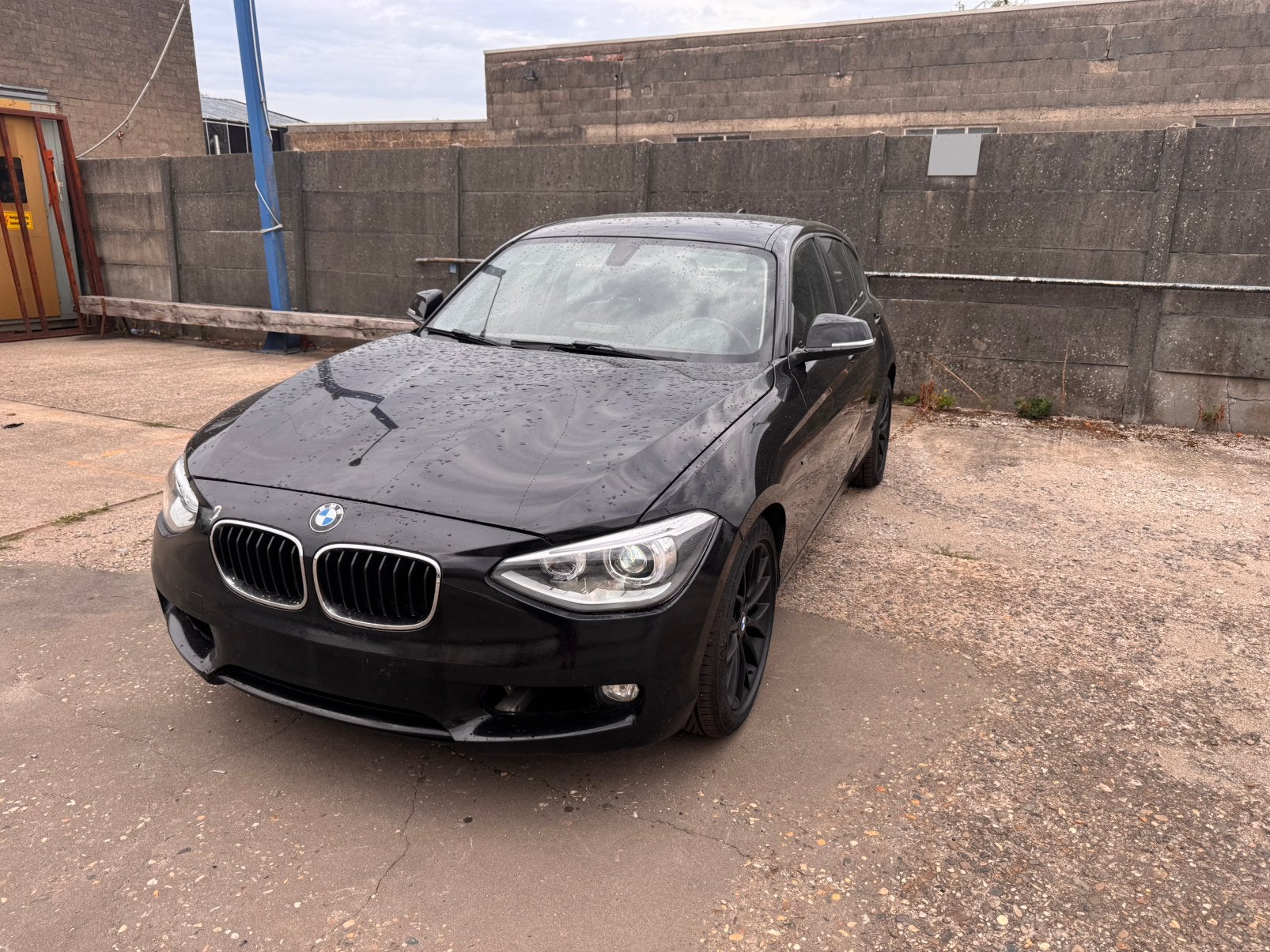 Bmw 116i SPORT, Autos, BMW, Particulier, Enlèvement