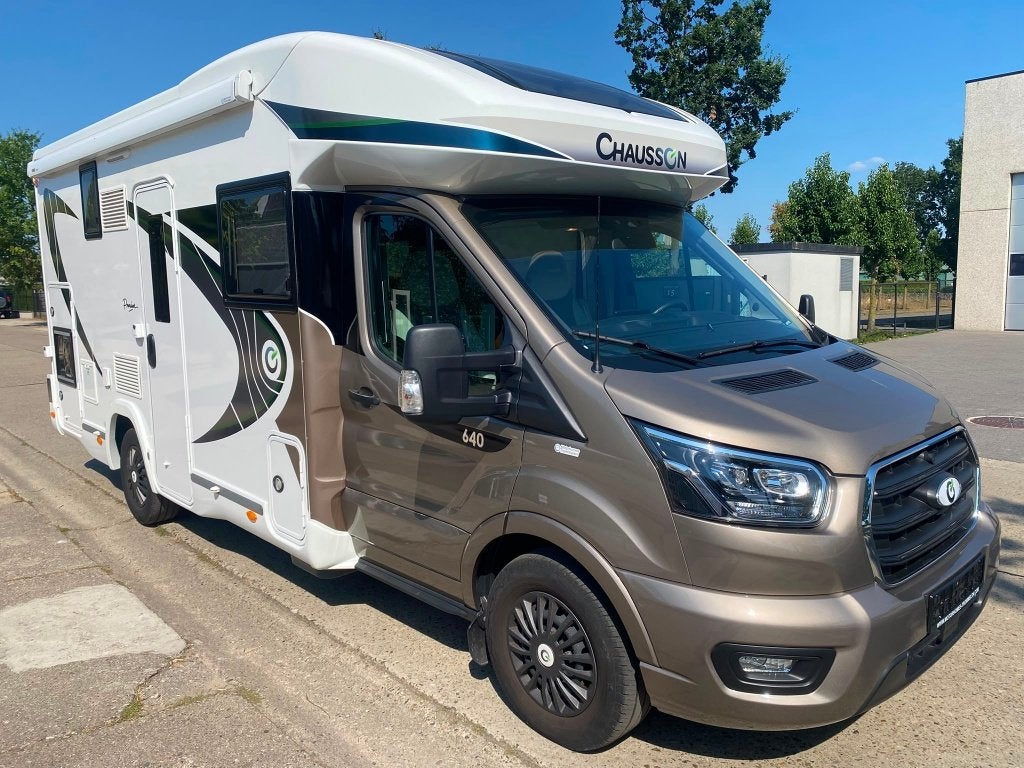 Chausson 640 Premium Automaat, Automaat, Ford, Fietsendrager, Diesel