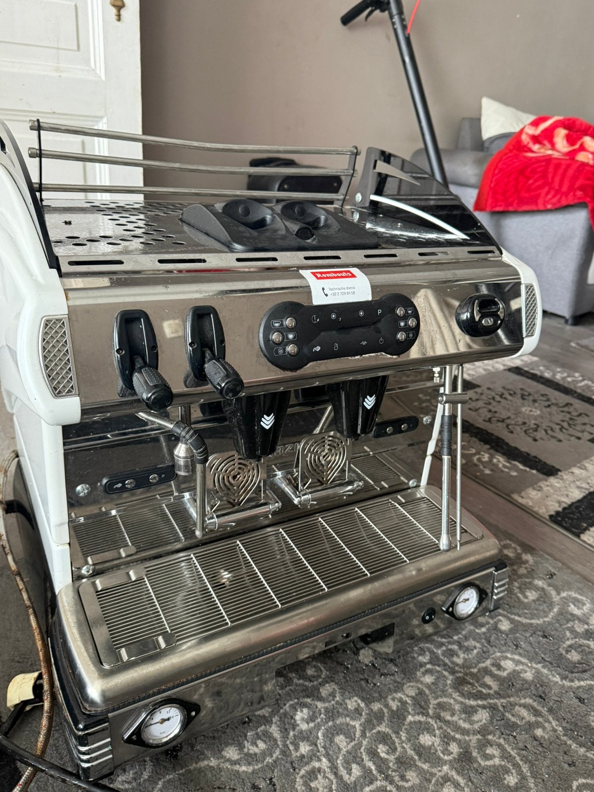 Coffie machine, Zakelijke goederen, Ophalen