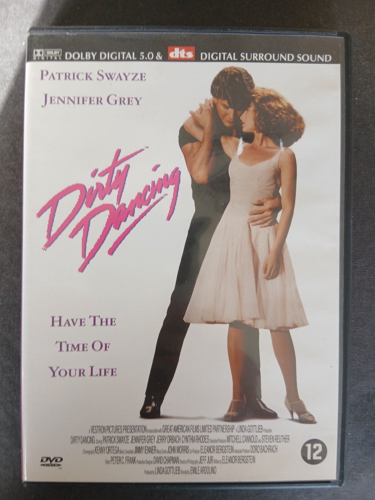 Dirty Dancing (1987) Patrick Swayze, Jennifer Grey, Anglais, Romance, À partir de 12 ans, Envoi