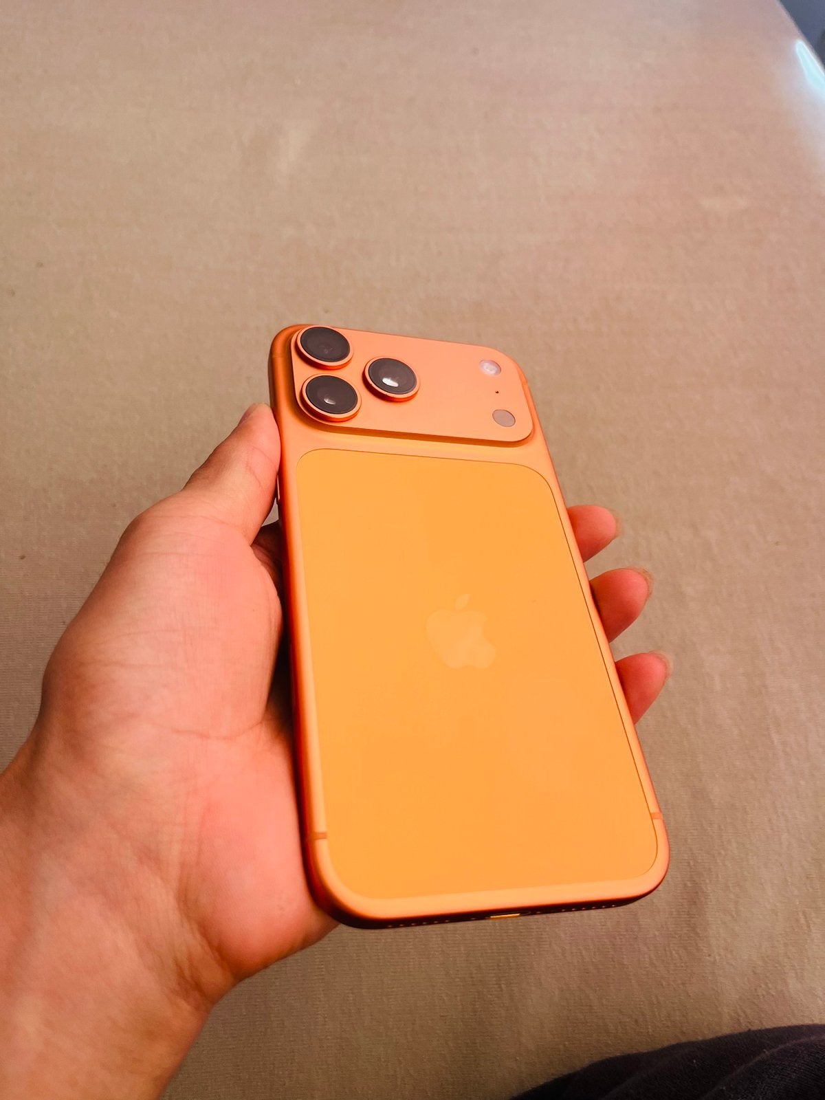 iPhone 17pro max, Ophalen, Zo goed als nieuw, Apple, Oranje