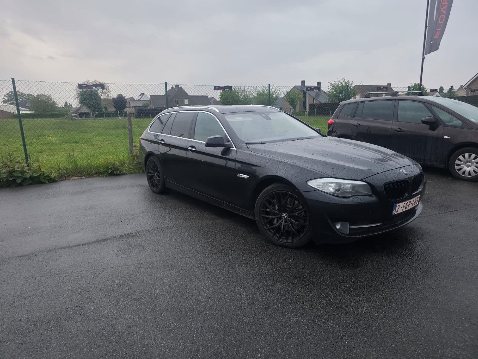 BMW F11 Touring 2013 – 160 kW, Auto's, BMW, Automaat, Euro 5, Zwart, 4 cilinders