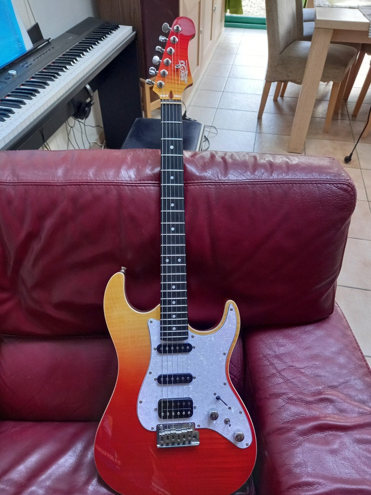 strat jet js 600, Musique & Instruments, Amplis | Basse & Guitare, Enlèvement, Guitare