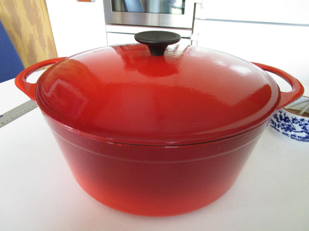 „Couances” gietijzeren steelpan 28 cm, Zo goed als nieuw, Ophalen, Kookpan of Snelkookpan, Keramische plaat