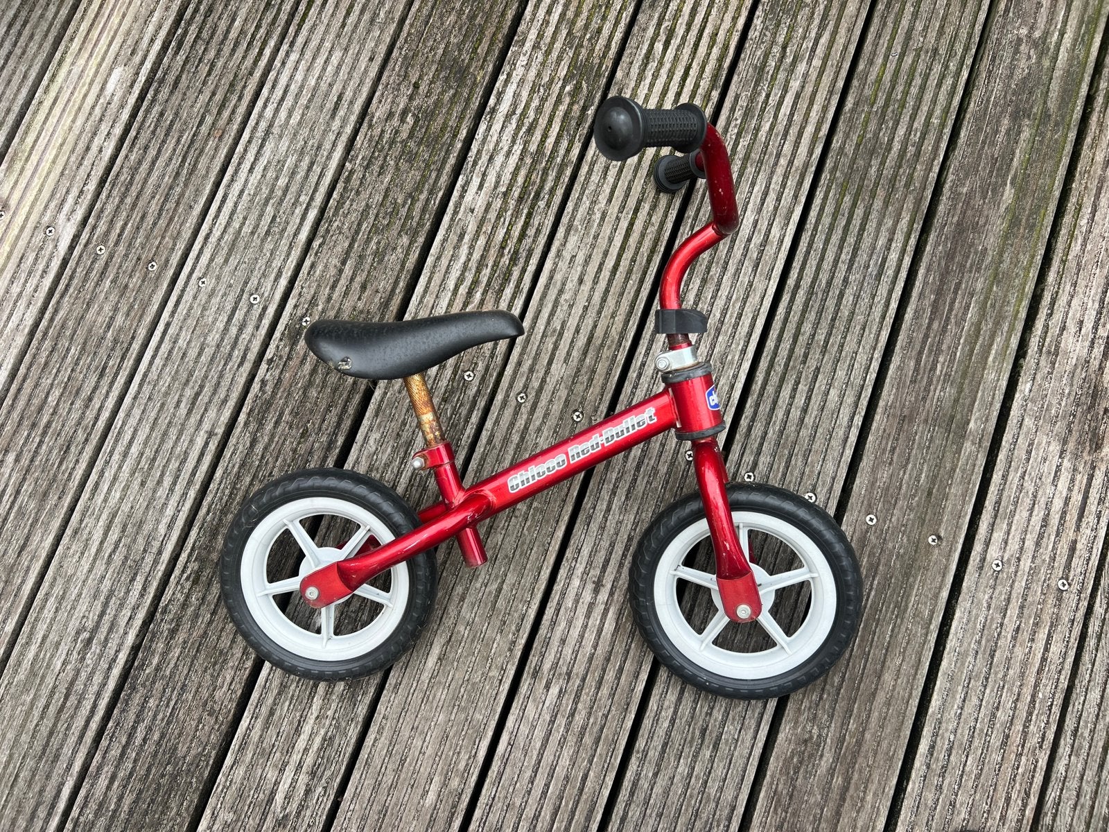 Chicco Red Bullet balance bike, Kinderen en Baby's, Ophalen of Verzenden, Gebruikt