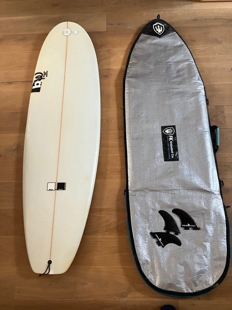 BW surfboard 6'2" + FCS II Performer fins + FK Unlimited bag, Sports nautiques & Bateaux, Planche à voile sur vague, Enlèvement