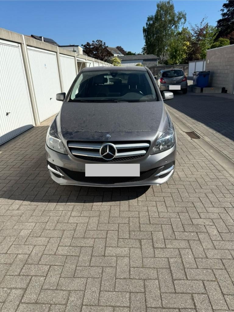 Mercedes Electric –does not start.Start niet.ne démarre pas, Autos, Achat, Particulier, Électrique