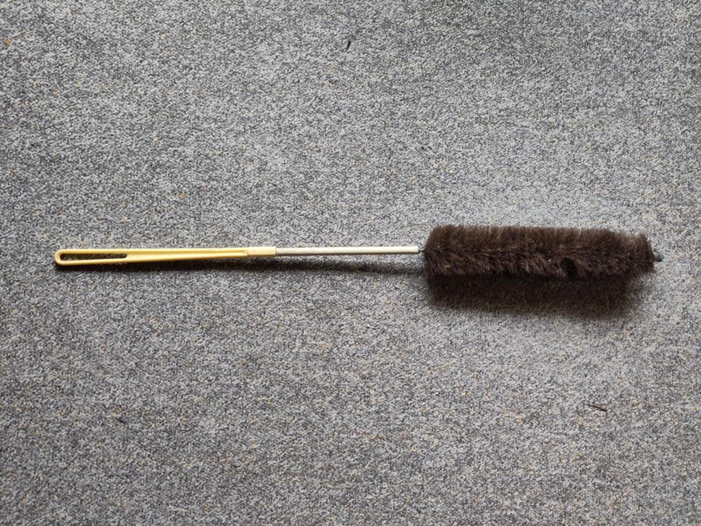 Brosse radiateur, Enlèvement