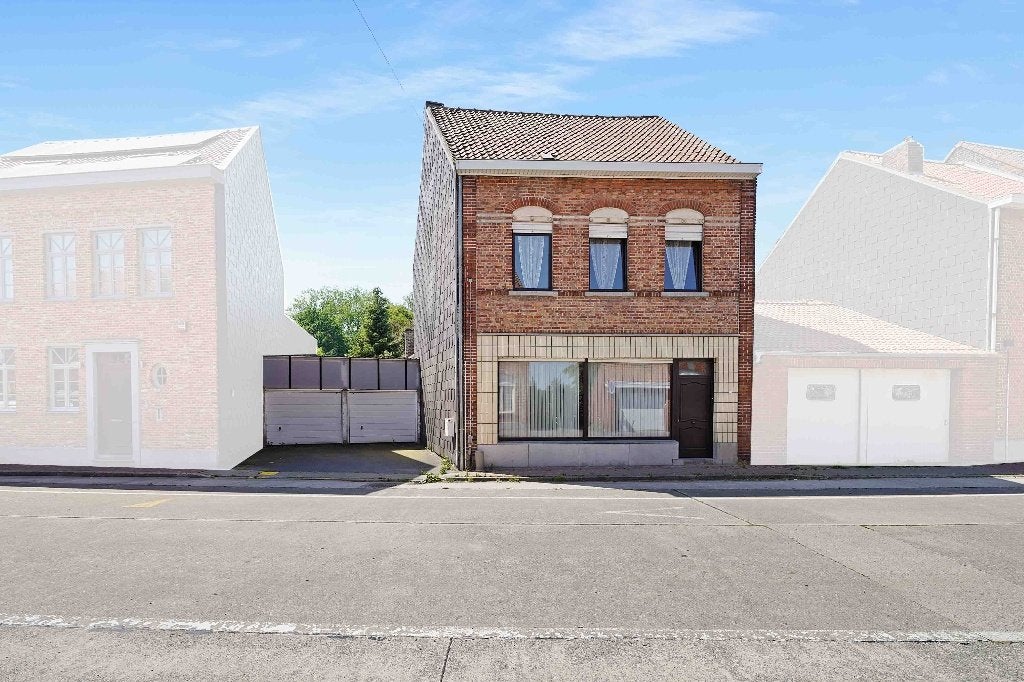 Large maison à rénover avec double garage, Immo, Maisons à vendre, Maison 2 façades, 535 kWh/m²/an, COMINES, 77936 kWh/an