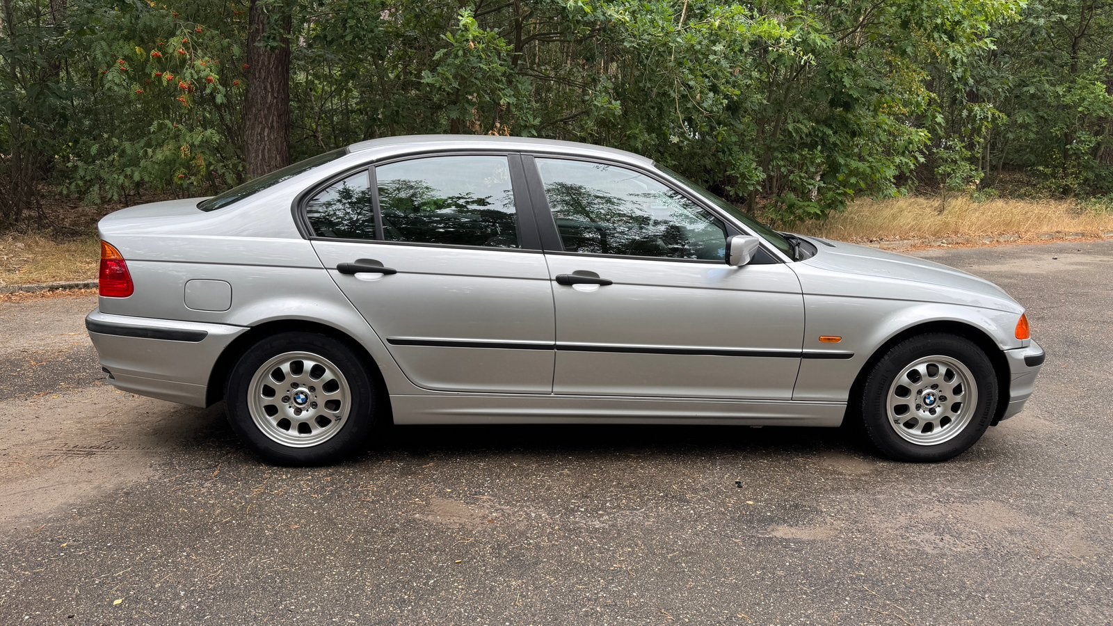BMW E46 gekeurd voor verkoop, Auto's, Zwart, Handgeschakeld, Particulier, 1898 cc