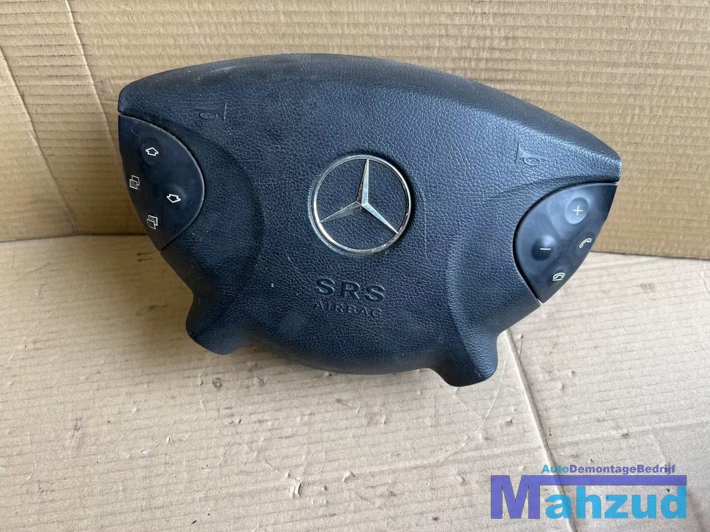 MERCEDES E-klasse W211 Stuur airbag 2002-2009, Autos : Pièces & Accessoires, Mercedes-Benz AG, Mercedes-Benz, Utilisé, Mercedesstrasse 120
70372  Stuttgart, DE