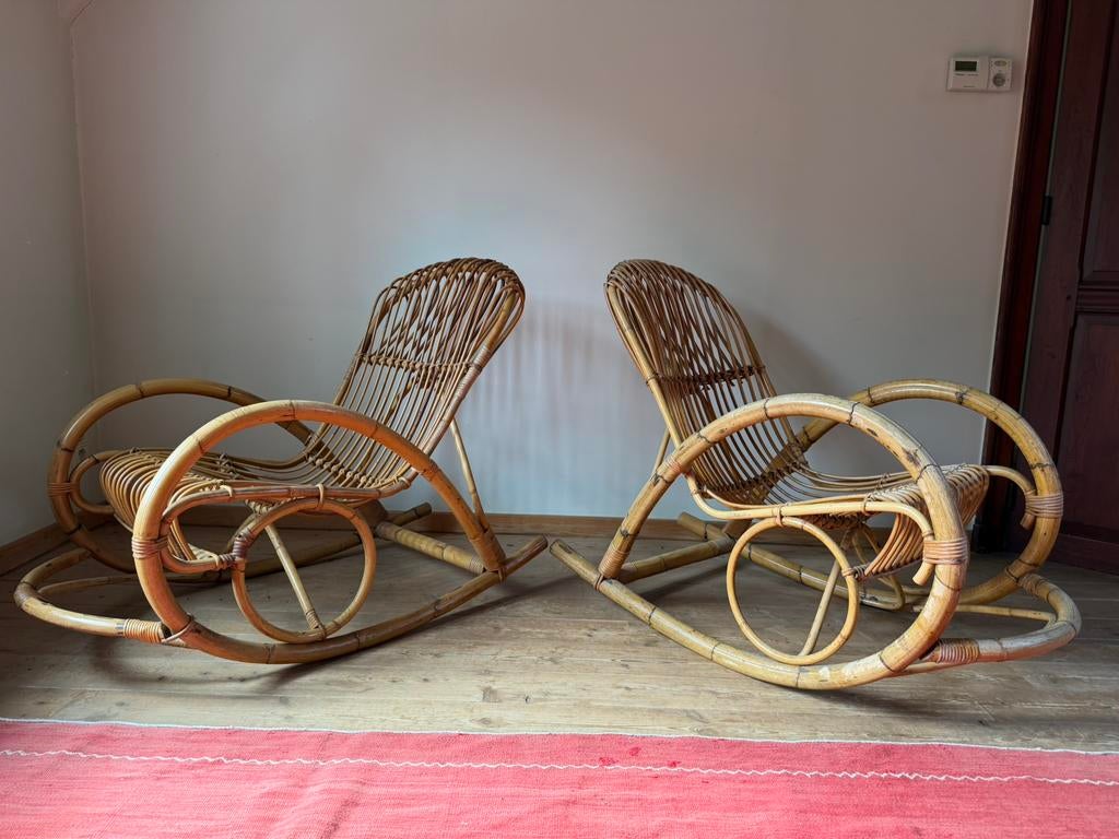 2 Rohé Noordwolde bamboe schommelstoelen, Huis en Inrichting, Ophalen