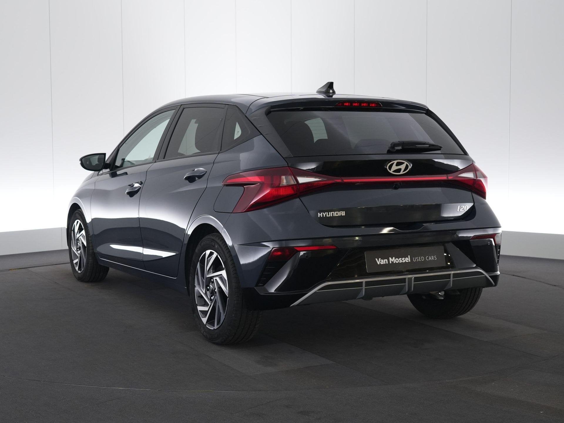Hyundai i20 1.0 T-GDi 48V 7-DCT 74kW Techno (automatique), Autos, Argent ou Gris, https://public.car-pass.be/vhr/c886b6bb-1fd7-4c94-9990-dffa834abe4f