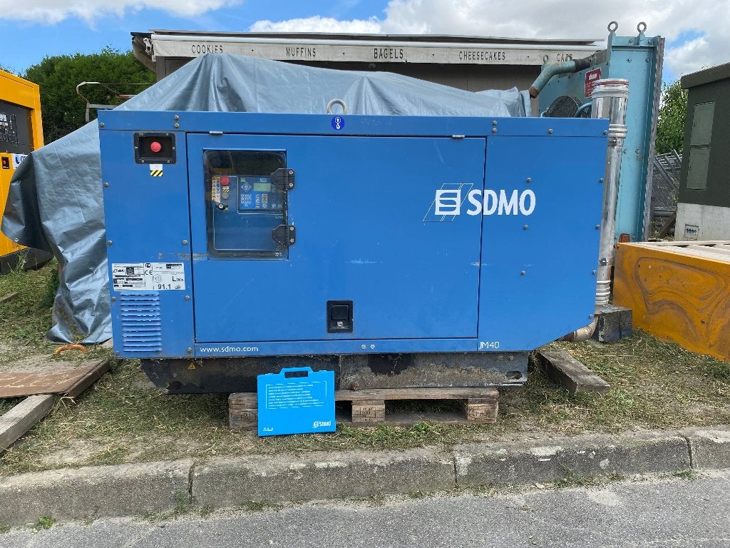 Groupe électrogène 40 kVa SDMO DN ENERGIE, Articles professionnels, Enlèvement ou Envoi